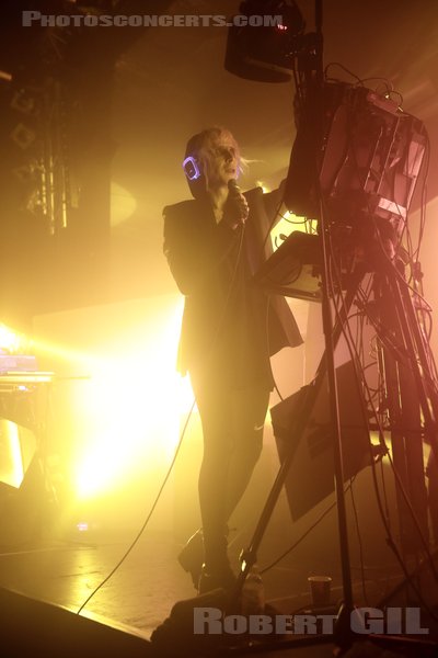 IAMX - 2022-06-10 - PARIS - Petit Bain - 